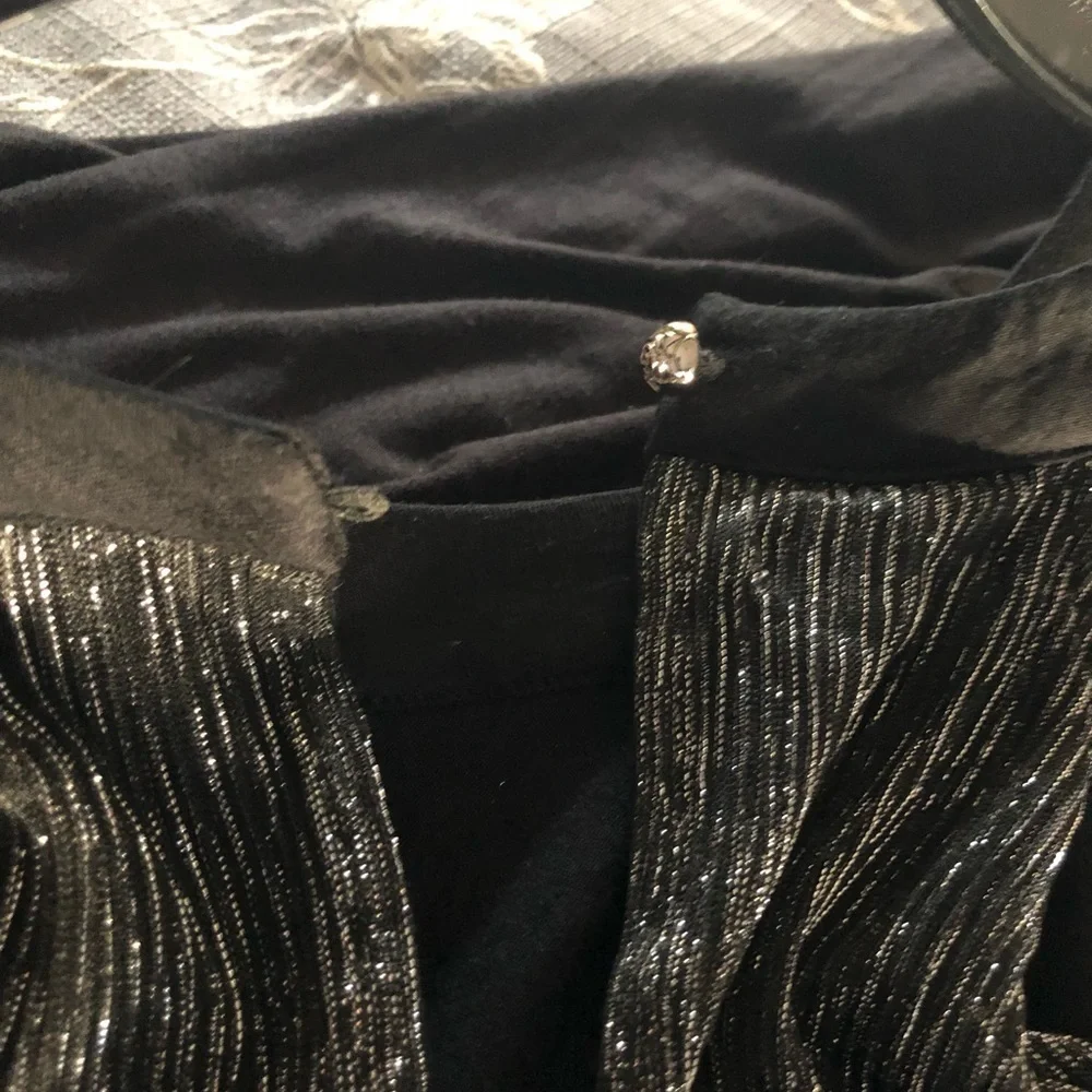 Maurice’s shimmer high neck tank - Picture 5 of 6